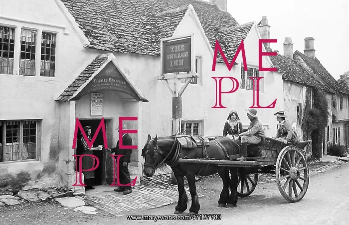  : Castle Combe