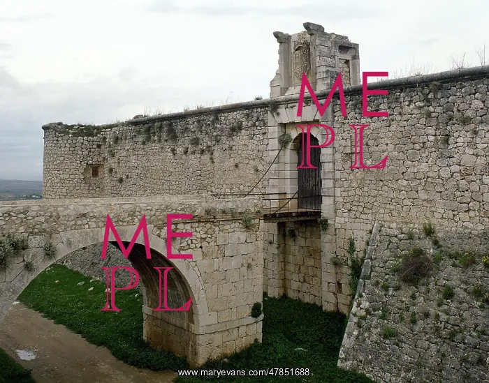 : Castle of the Counts, 15th-16th centuries. Exterior : Castle of the Counts, 15th-16th centuries. Exterior