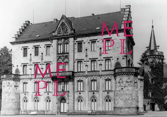 : Castle Reinhardsbrunn in Friedrichroda, 1933 : Castle Reinhardsbrunn in Friedrichroda, 1933