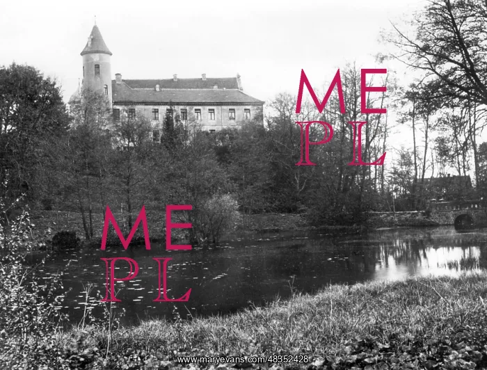 : Castle Tuetz, around 1933 : Castle Tuetz, around 1933