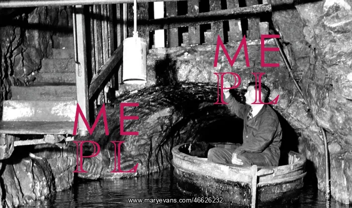  : Castleton, Landing Stage Speedwell Cavern c1955