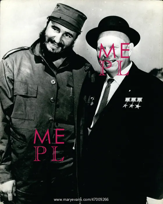: Castro Visits Russia : Castro Visits Russia
