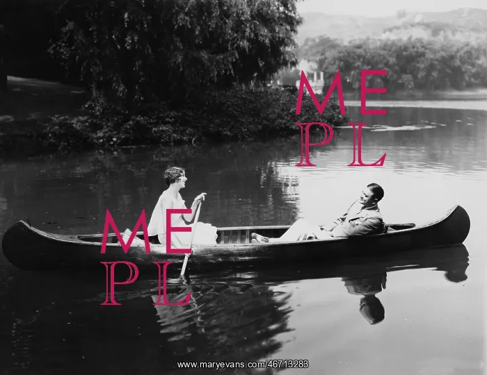 : CASUAL CANOE : CASUAL CANOE