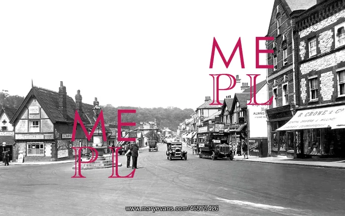  : Caterham, the Square 1925