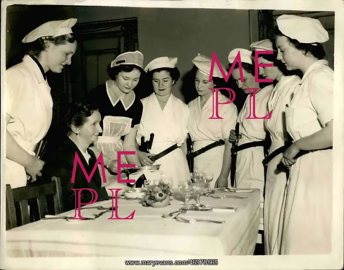 : Catering students at SELTEC, SE London : Catering students at SELTEC, SE London