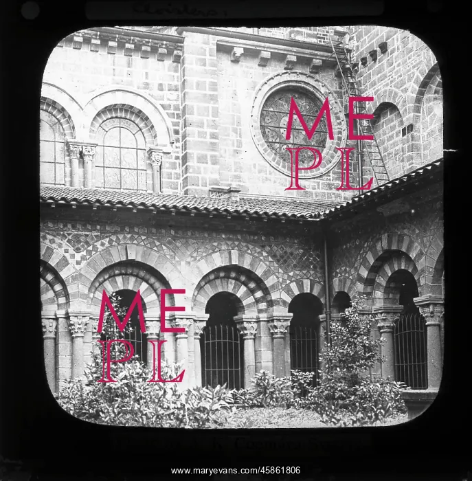 : Cathedral cloisters, Le Puy : Cathedral cloisters, Le Puy