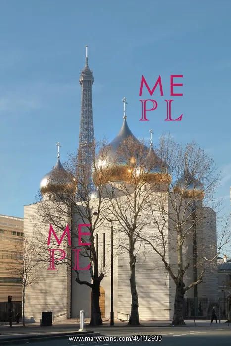 : Cathedrale de la Sainte-Trinite de Paris and Eiffel : Cathedrale de la Sainte-Trinite de Paris and Eiffel