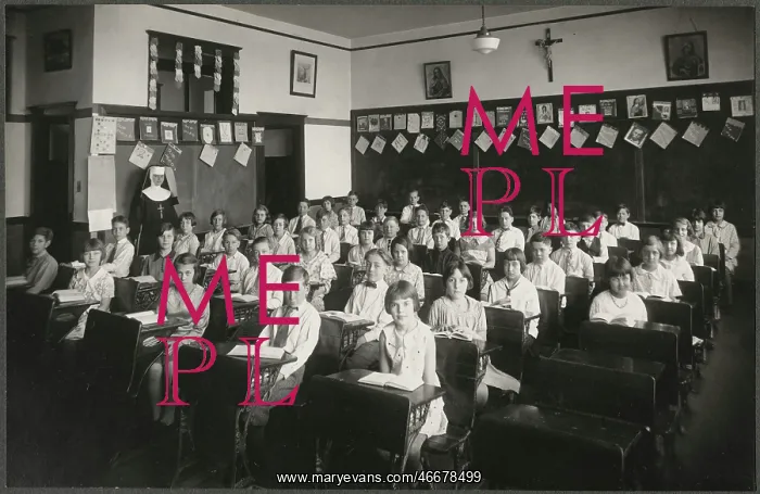  : Catholic Elementary School Class, USA