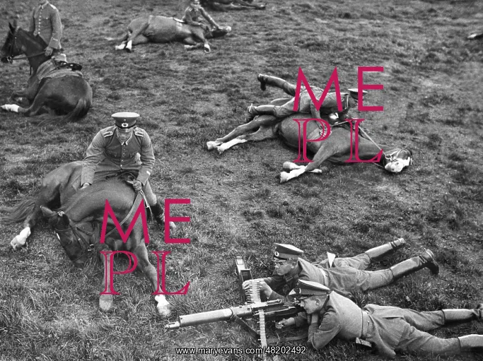 : Cavalry of the Reichswehr at the Cavalry School Hanover, 193 : Cavalry of the Reichswehr at the Cavalry School Hanover, 193