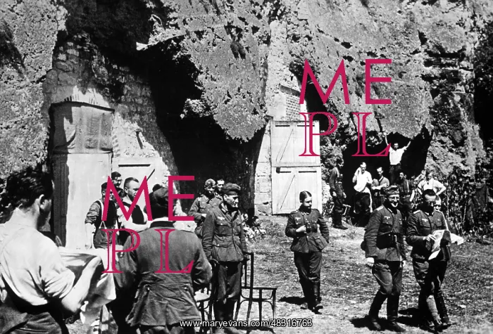 : Caves as accommodation for soldiers, 1940 : Caves as accommodation for soldiers, 1940