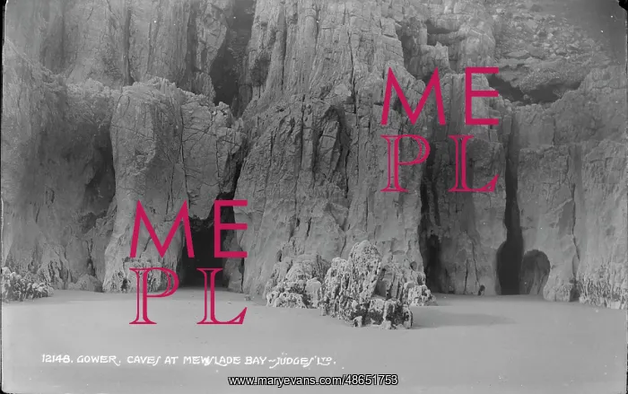 : Caves at Mewlade Bay : Caves at Mewlade Bay