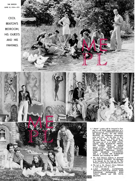 : Cecil Beaton's bedroom, his guests and his fantails : Cecil Beaton's bedroom, his guests and his fantails