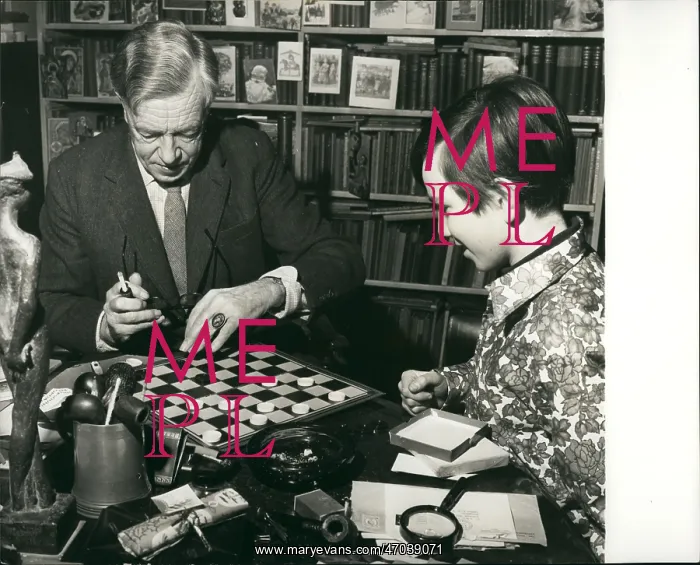 : Cecil Day Lewis : Cecil Day Lewis