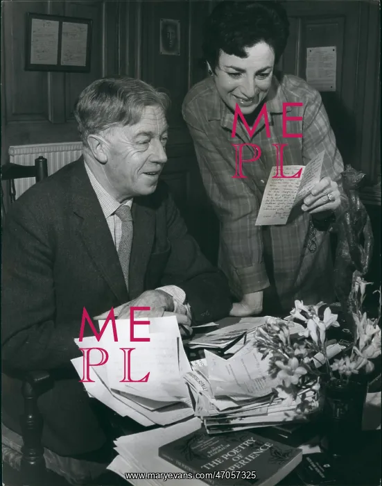 : Cecil Day Lewis : Cecil Day Lewis