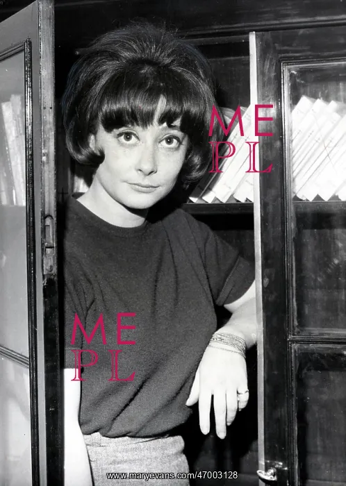 : Cecile Arnaud : Cecile Arnaud