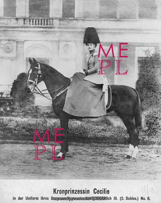 : Cecilie of Mecklenburg as regiment commander, 1909 : Cecilie of Mecklenburg as regiment commander, 1909