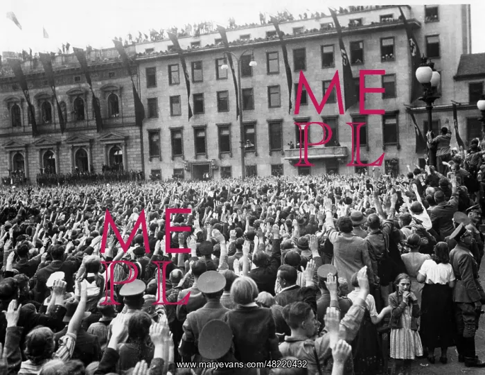 : Celebrations for Hitler in Berlin, 1934 : Celebrations for Hitler in Berlin, 1934