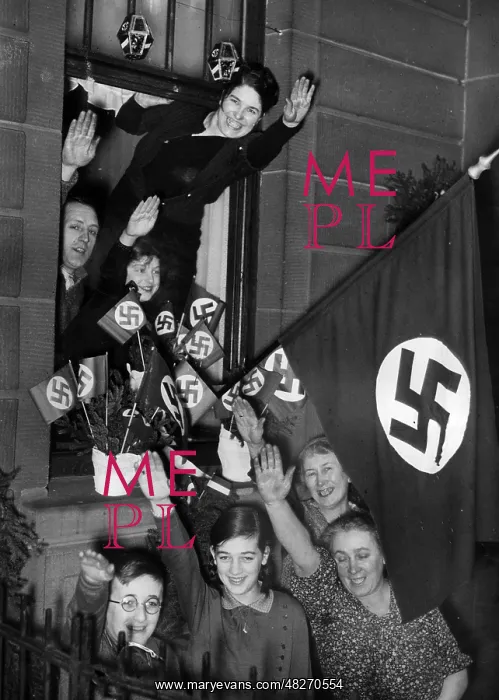 : Celebrations after the Saar referendum, 1935 : Celebrations after the Saar referendum, 1935