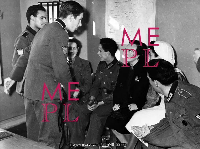 : Celia Gemenz, 1942 : Celia Gemenz, 1942