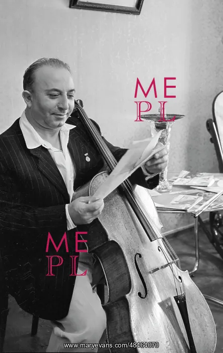 : Cellist Gurgen Adamyan : Cellist Gurgen Adamyan