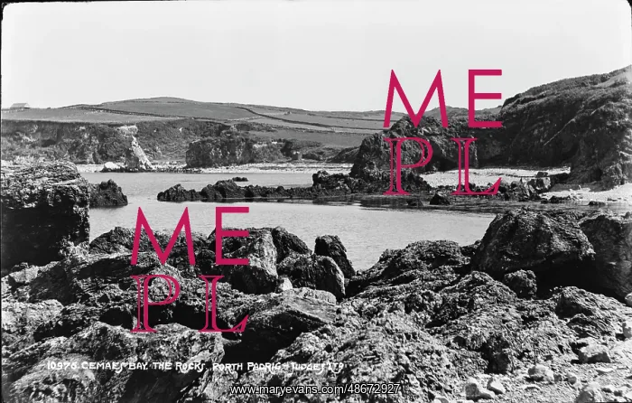 : Cemaes Bay: The Rocks at Porth Padric : Cemaes Bay: The Rocks at Porth Padric