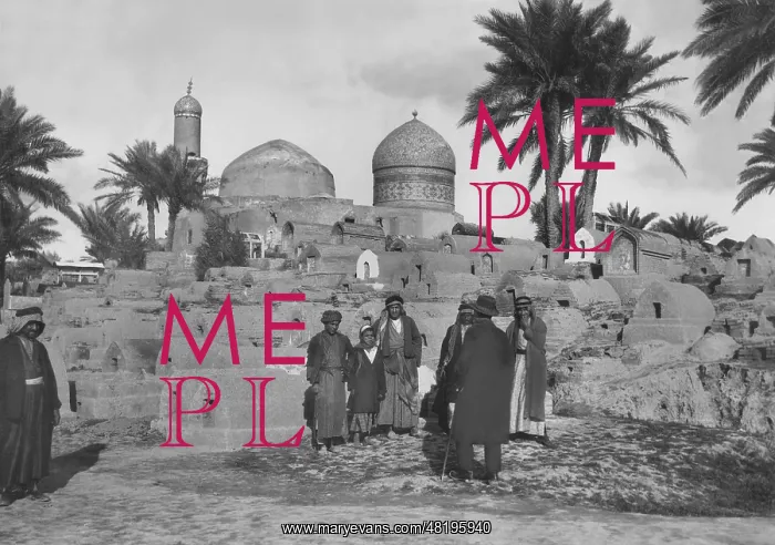 : Cemetery near Baghdad : Cemetery near Baghdad