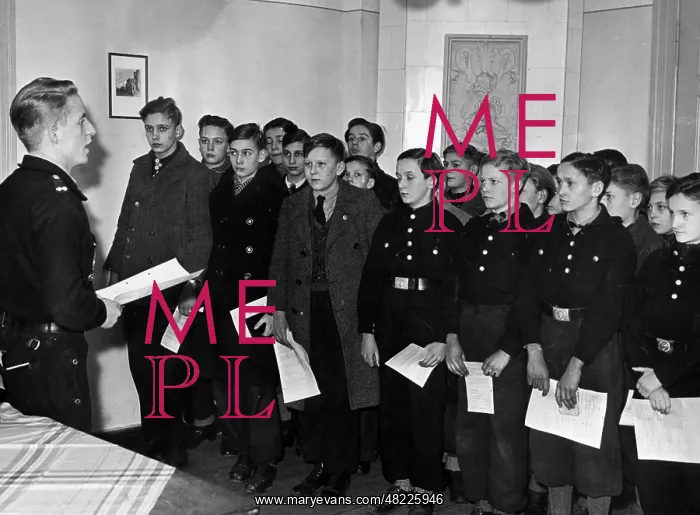 : Census appeal of the Hitler Youth, 1944 : Census appeal of the Hitler Youth, 1944