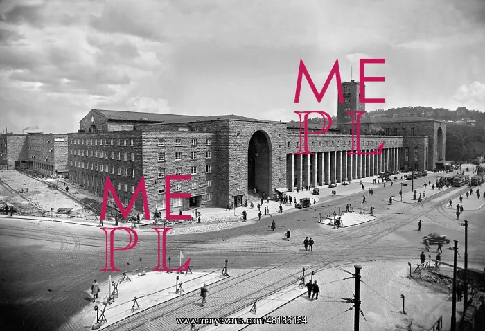 : Central station in Stuttgart, 1929 : Central station in Stuttgart, 1929