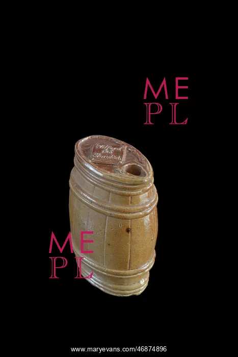 : Ceramic barrel flask : Ceramic barrel flask