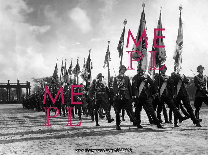 : Ceremonial handover of flags and banners in Potsdam, 1937 : Ceremonial handover of flags and banners in Potsdam, 1937