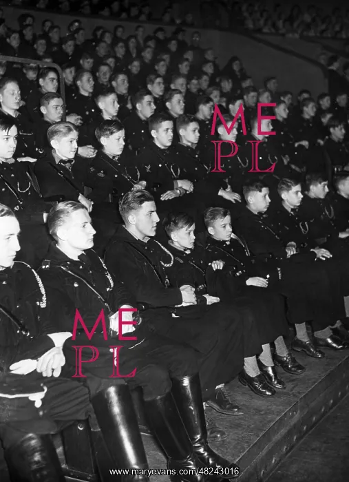 : Ceremony of obligation in Berlin, 1940 : Ceremony of obligation in Berlin, 1940