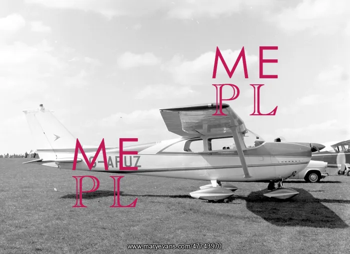 : Cessna 175C Skylark G-ARUZ : Cessna 175C Skylark G-ARUZ