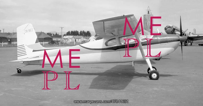 : Cessna 180 ZK-BEZ : Cessna 180 ZK-BEZ