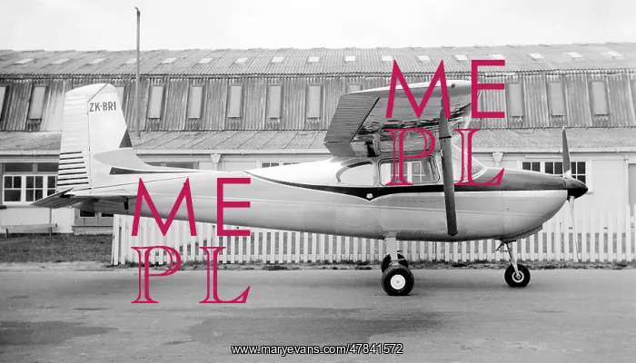 : Cessna 182 ZK-BRI : Cessna 182 ZK-BRI