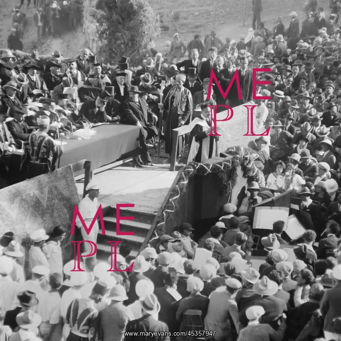 : Chaim Weizmann speaking at the opening of Hebrew : Chaim Weizmann speaking at the opening of Hebrew