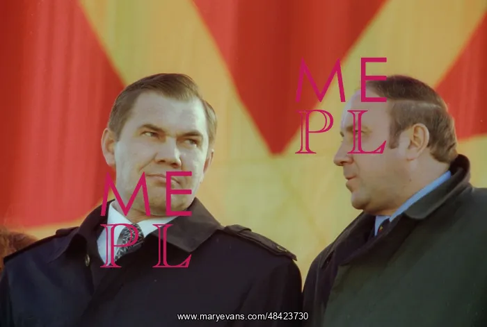 : Chairman of Russian Security Council Lebed and : Chairman of Russian Security Council Lebed and