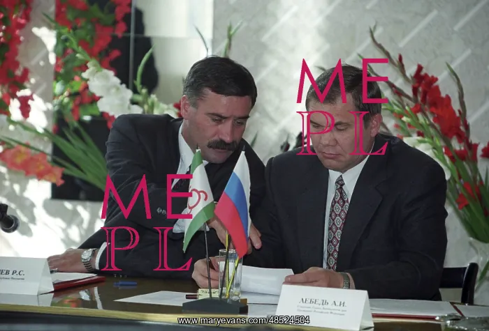 : Chairman of Russian Security Council Lebed and : Chairman of Russian Security Council Lebed and