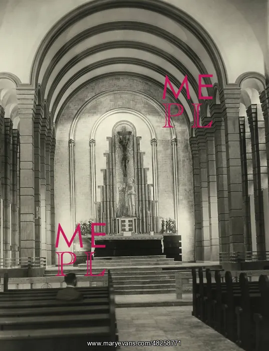 : Chancel in St. Augustine in Berlin, around 1930 : Chancel in St. Augustine in Berlin, around 1930