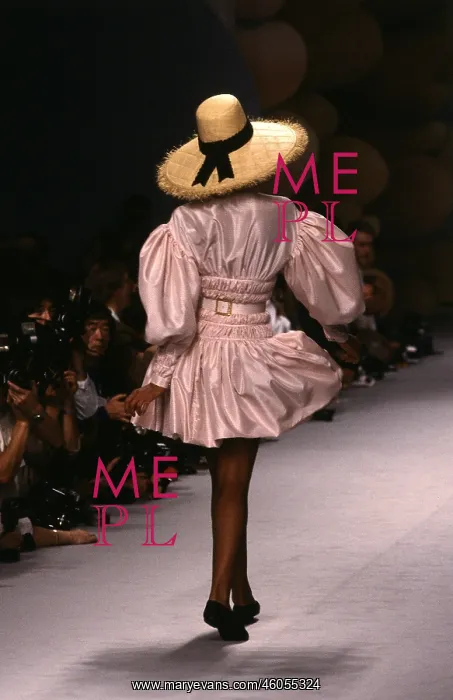  : Chanel, Spring Summer Collection 1988