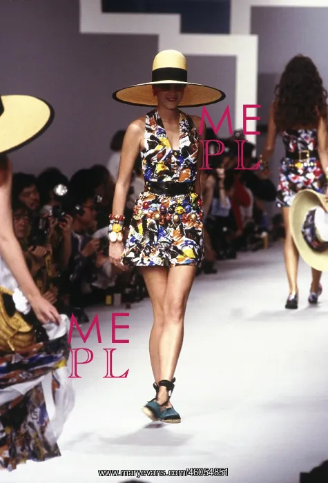 : Chanel, Spring Summer Collection 1989 : Chanel, Spring Summer Collection 1989