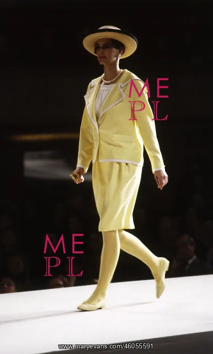  : Chanel, Spring Summer Collection 1989
