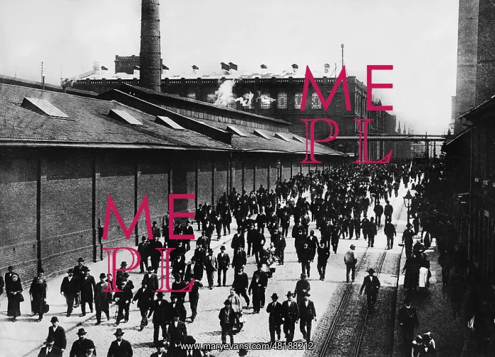: Change of shifts at Krupp, 1909 : Change of shifts at Krupp, 1909