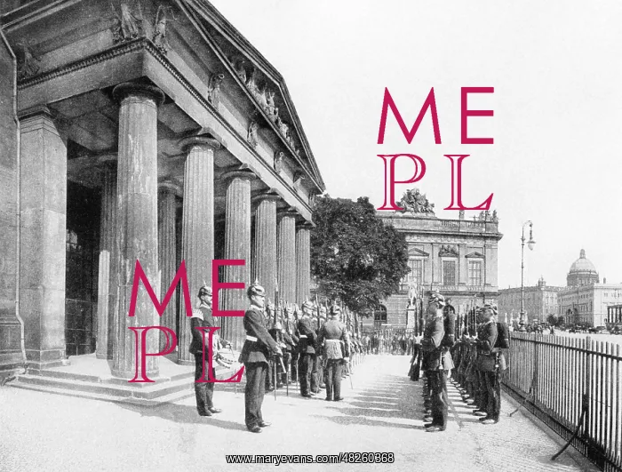 : Changing of the guard at the Neue Wache in Berlin : Changing of the guard at the Neue Wache in Berlin