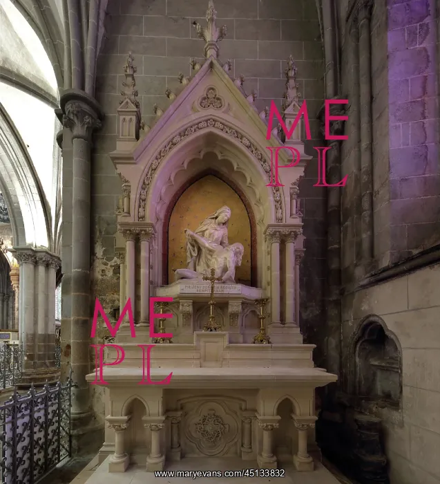 : Chapelle Notre-Dame-de-la-Pitie, Cathedral Saint-Samson : Chapelle Notre-Dame-de-la-Pitie, Cathedral Saint-Samson