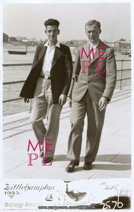 : Two Chaps stroll along the Littlehampton Waterfront : Two Chaps stroll along the Littlehampton Waterfront
