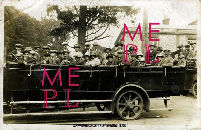 : Charabanc, Blandford Forum, Dorset : Charabanc, Blandford Forum, Dorset