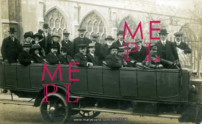 : Charabanc Outing, Bristol, Bristol County : Charabanc Outing, Bristol, Bristol County
