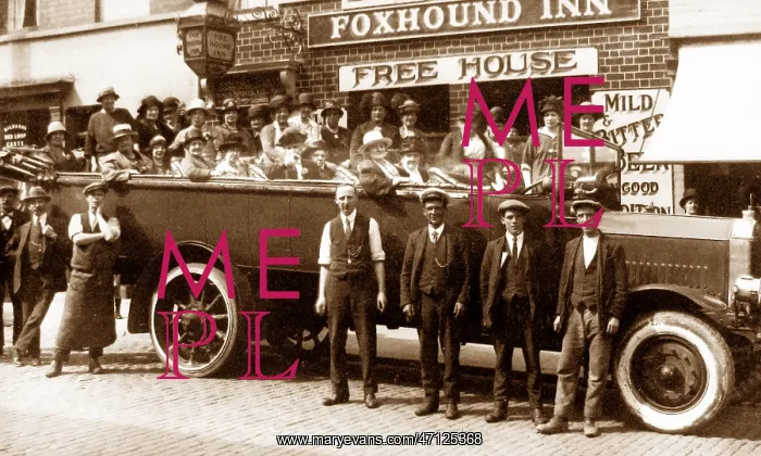  : Charabanc outing, Foxhound Inn, Nottingham