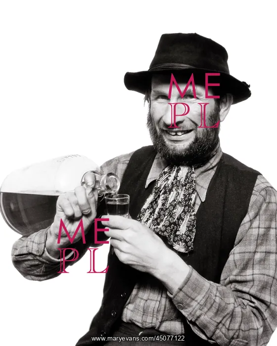 : Character Actor Man Stereotype Rough Clothes Hat : Character Actor Man Stereotype Rough Clothes Hat