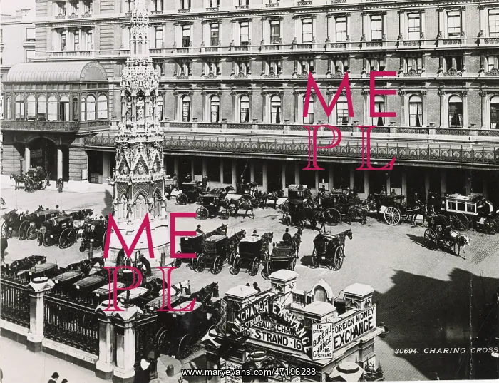 : Charing Cross Forecourt : Charing Cross Forecourt